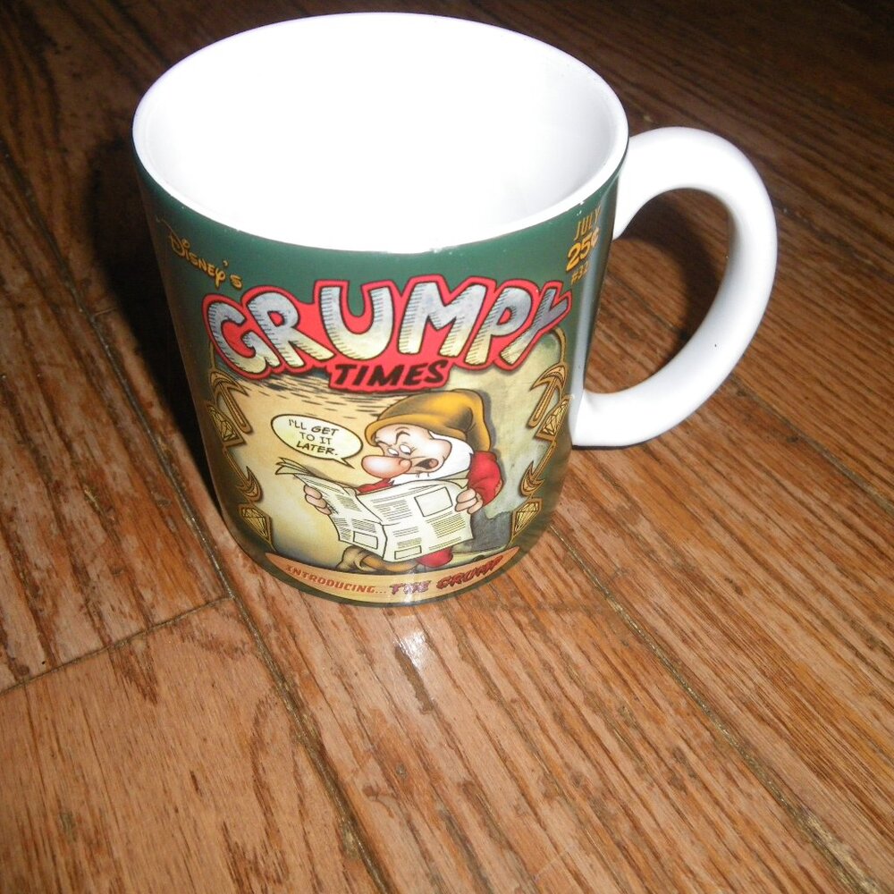 The Disney Store Large Ceramic Coffee Tea Mug Grumpy Times Snow White & 7 Dwarfs